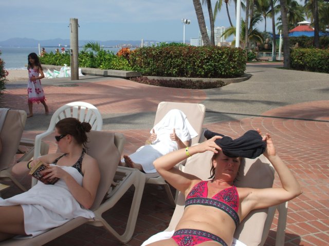 kirstenjaniceinsheratonpv.jpg