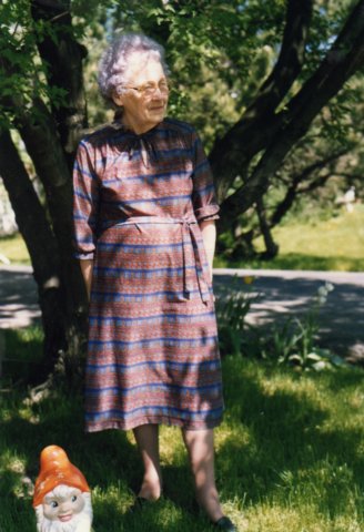 mary_bishopbarker_1989_maple.jpg