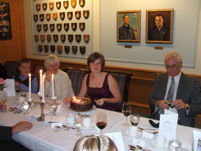 kooks_b_day_cake.jpg