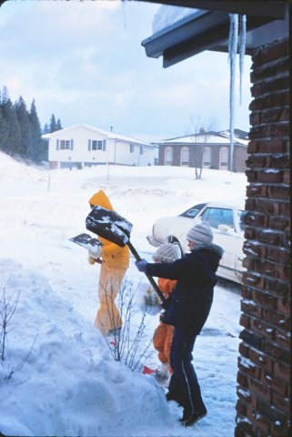 _cleaning_the_driveway.jpg