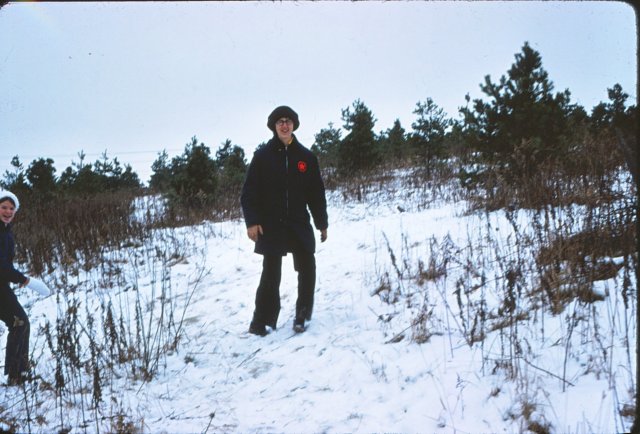 _getting_the_xmas_tree_beth.jpg