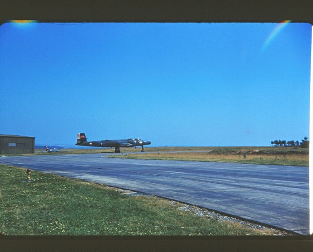 cf100at3wing.jpg