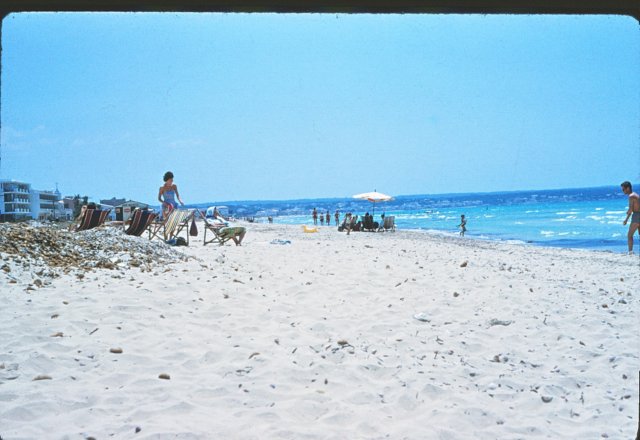 majoricabeach2honeymoon3.jpg