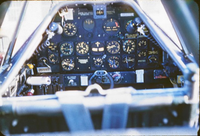 penholdharvardinstrumentpanel.jpg
