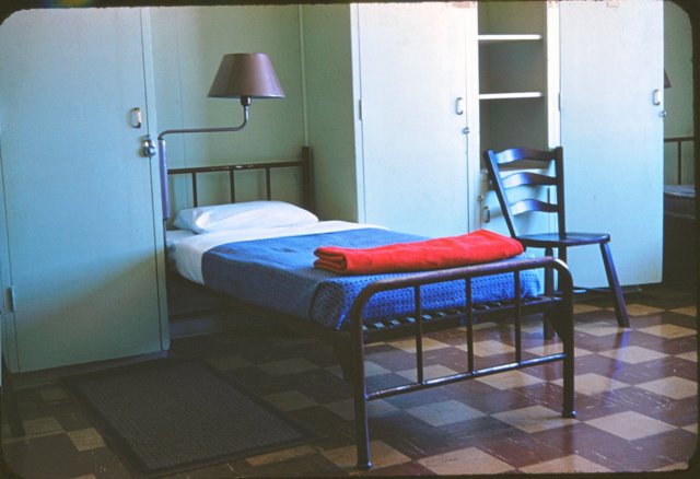penholdmyhome2.jpg